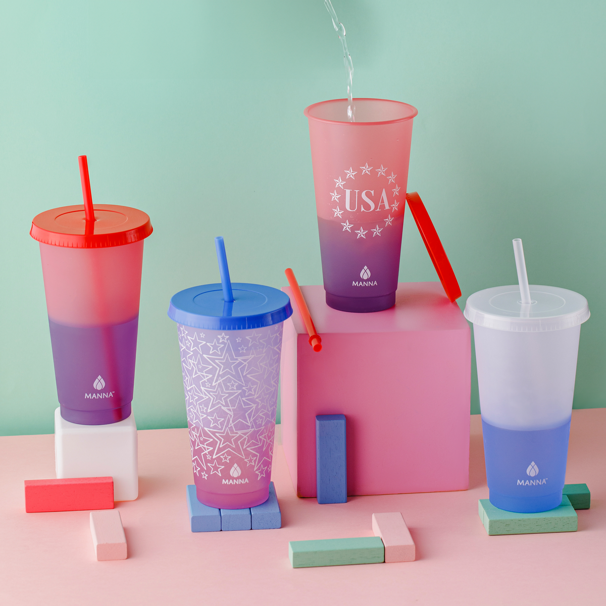 4pk-24-oz-patriotic-color-changing-cups-w4 156A0971-_1.png