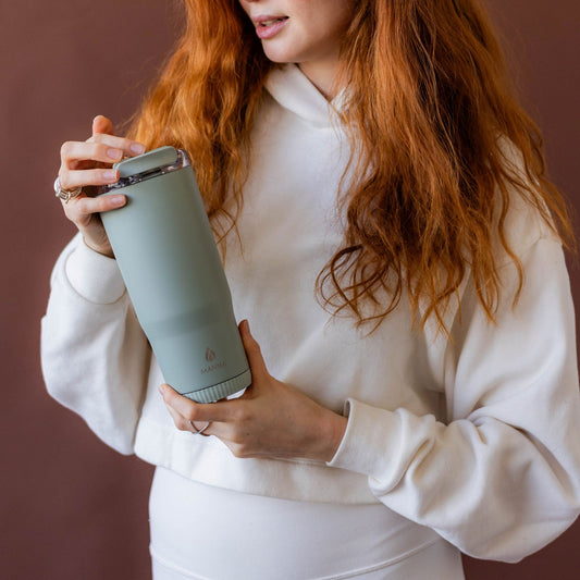 30-oz-groove-tumbler-p3 4Manna_Website_Lifestyles-17.jpg